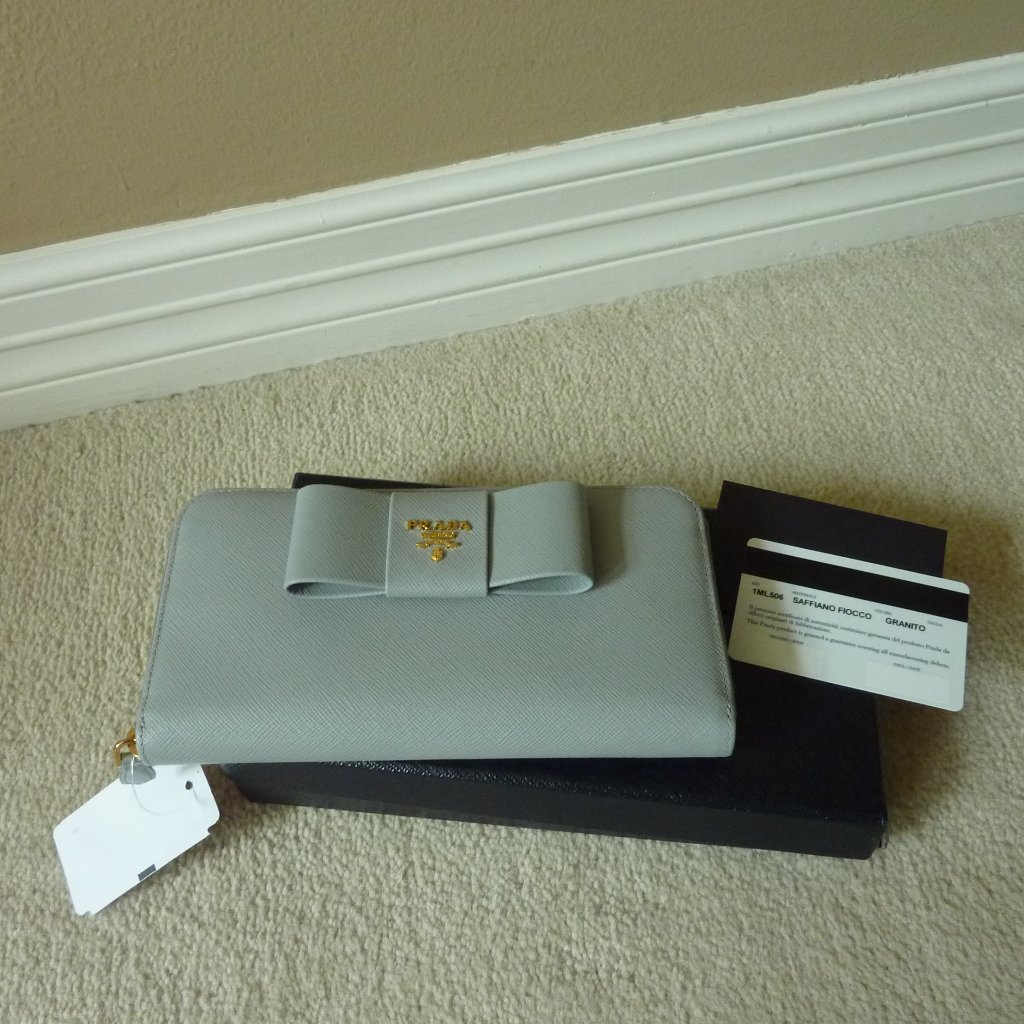 Prada Saffiano Leather Logo Bow Zippered Wallet